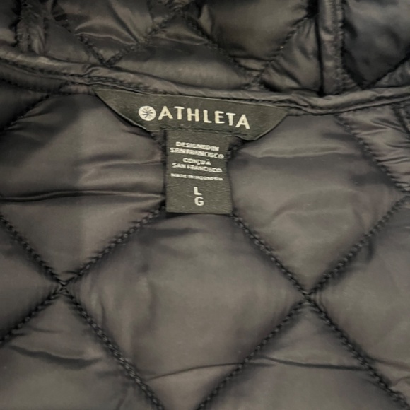 Athleta WHISPER FEATHERLESS PUFFER PARKA - Picture 3 of 3